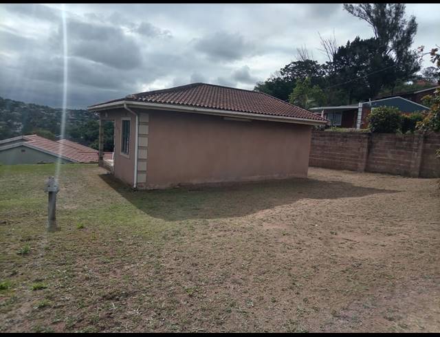 2 BEDROOM HOUSE FOR SALE IN NTUZUMA